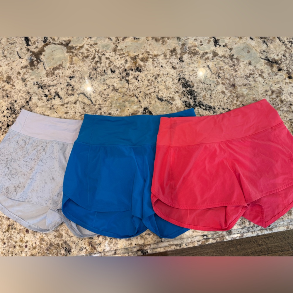 Lululemon. Speed Up 4” shorts, size 6